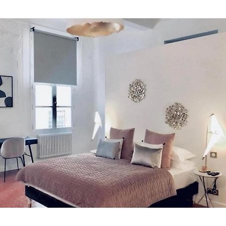آيكس أومبروفينس N.8 Lifestyle Suites المظهر الخارجي الصورة