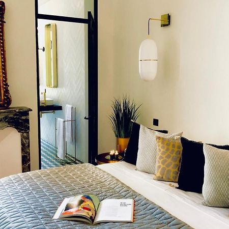 آيكس أومبروفينس N.8 Lifestyle Suites المظهر الخارجي الصورة