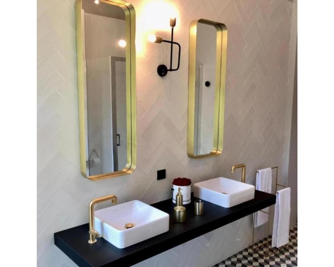 آيكس أومبروفينس N.8 Lifestyle Suites المظهر الخارجي الصورة